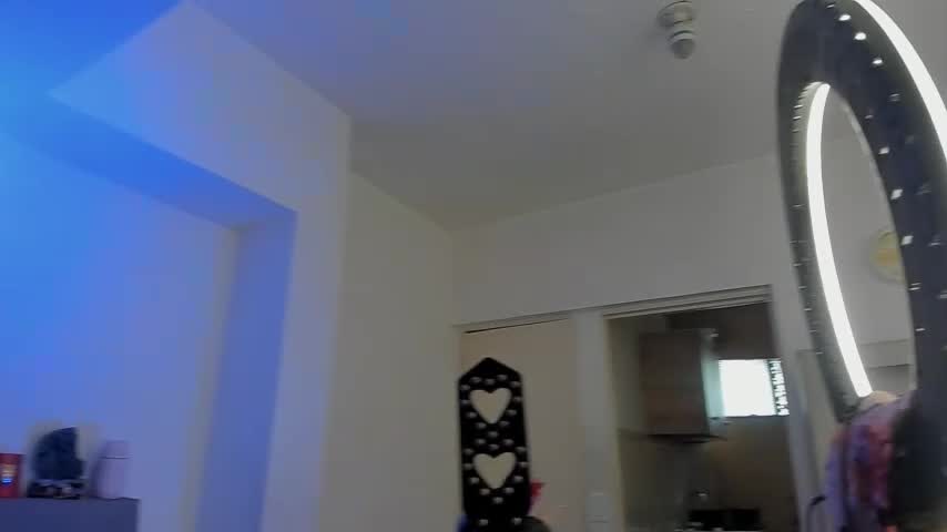 Alexa blue's Live Webcam
