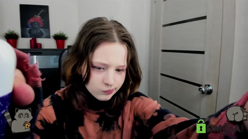 Sweet girl 💘's Live Webcam