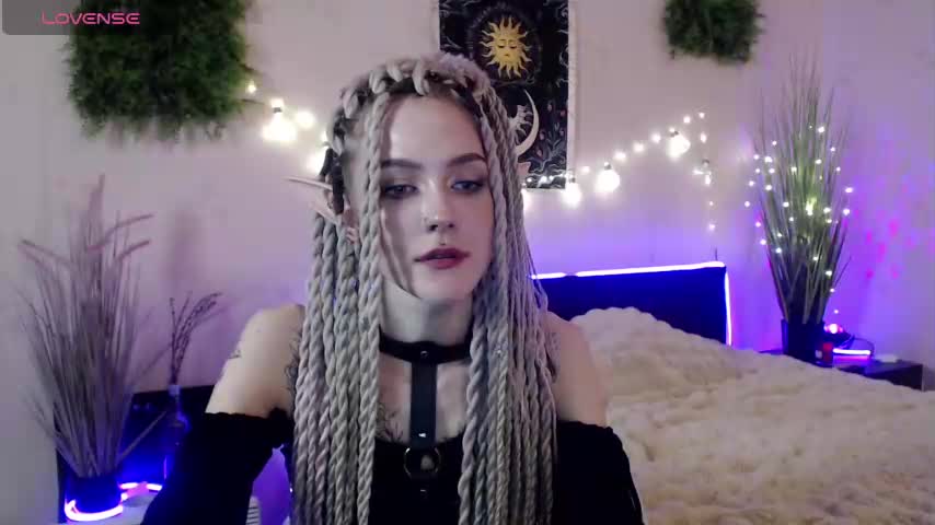 Alisha's Live Webcam