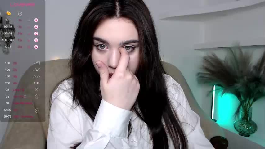 Alisha's Live Webcam