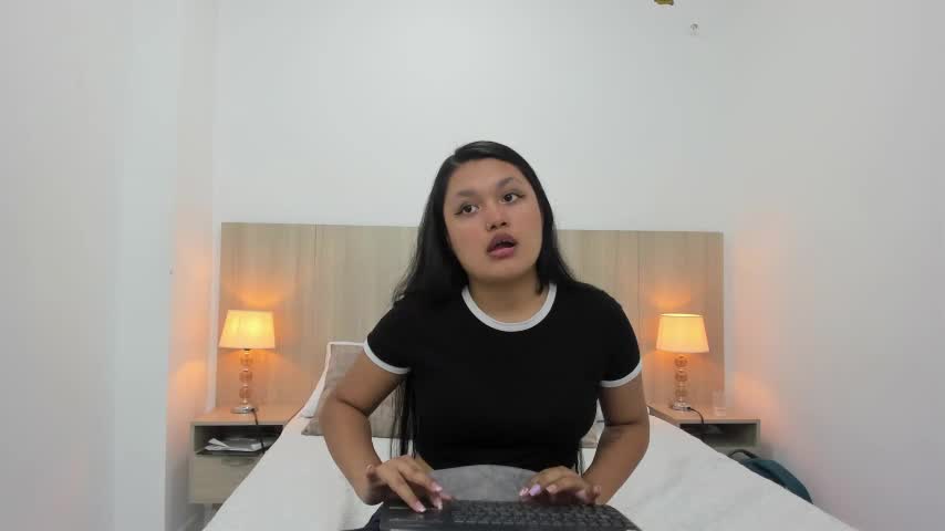 Alejandra's Live Webcam