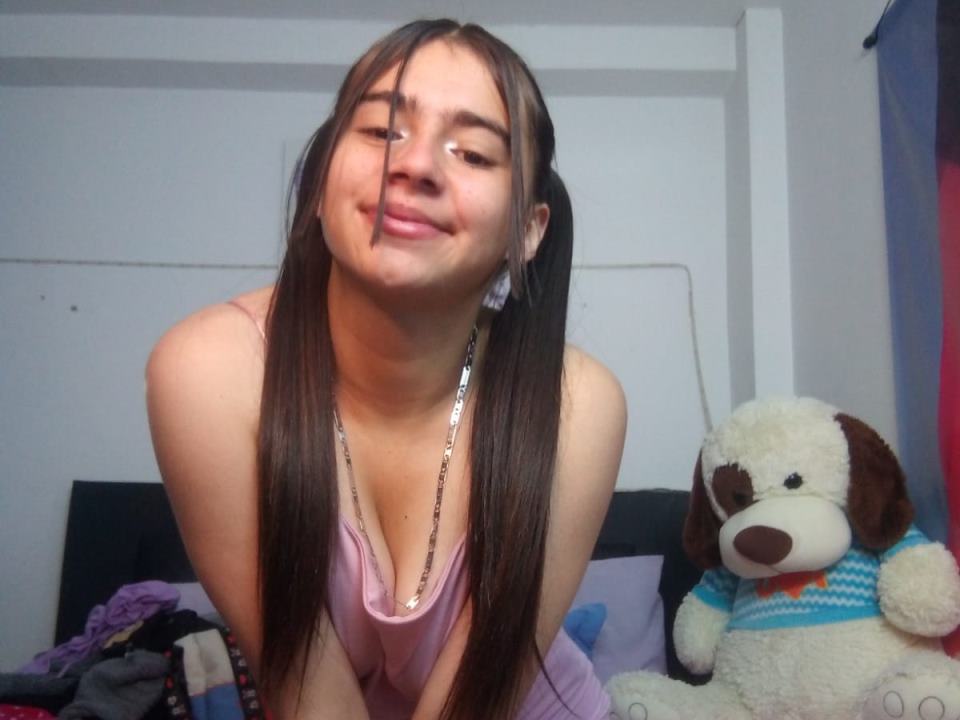 Maxine_'s Live Webcam